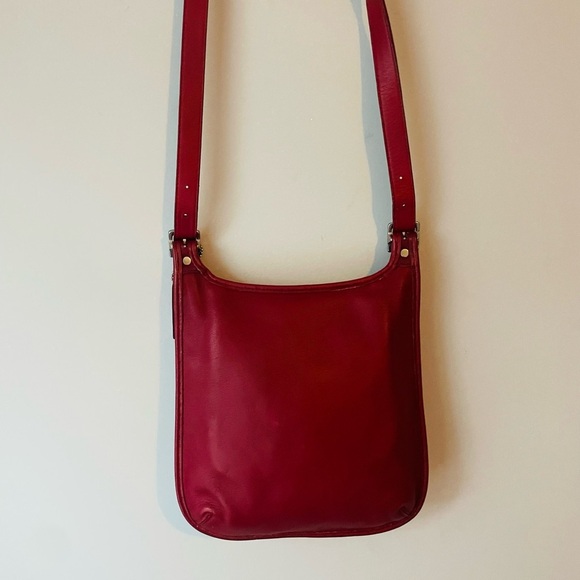 Coach Vintage Lecacy Slim Saddlebag Red RARE 9135 - Picture 9 of 12